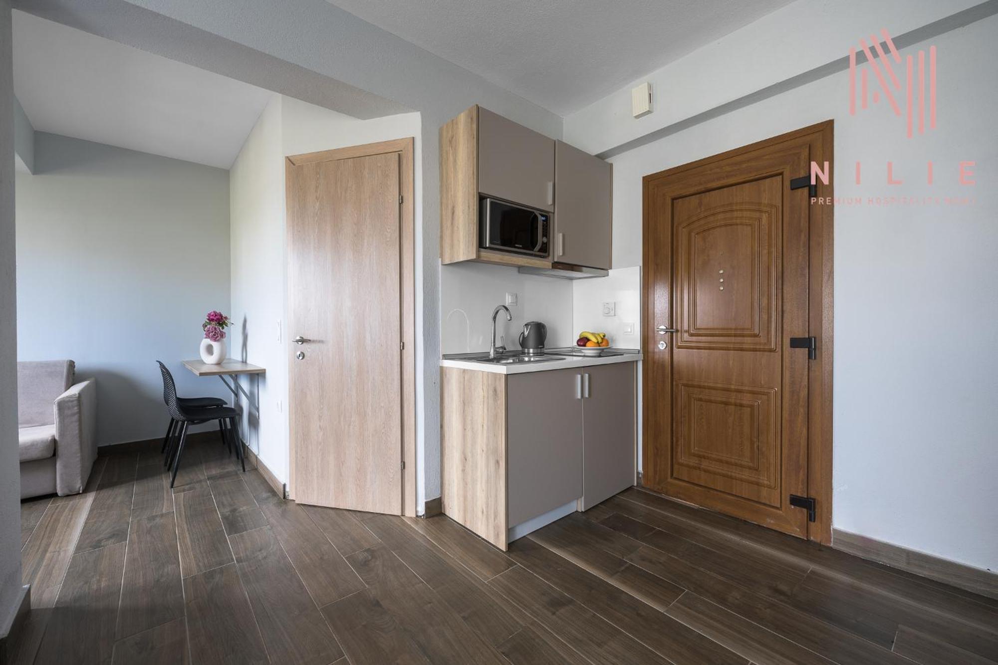 Ultima Summer Residence, Nilie Hospitality Mgmt อาฟิโตส ภายนอก รูปภาพ